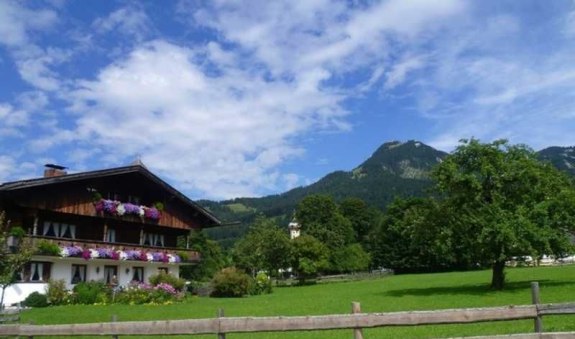 Viele Wandermöglichkeiten in der Umgebung, © im-web.de/ Touristinformation Fischbachau