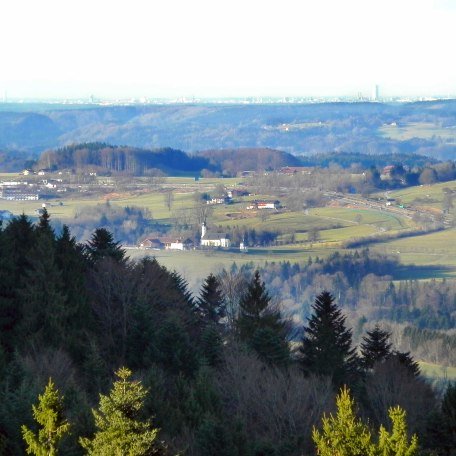 Blick Richtung Irschenberg und München, © im-web.de/ Touristinformation Fischbachau