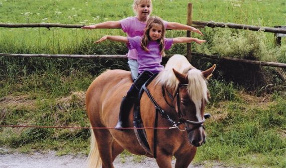 clara-xandi-schnupp-9 clara-xandi-schnupp-9