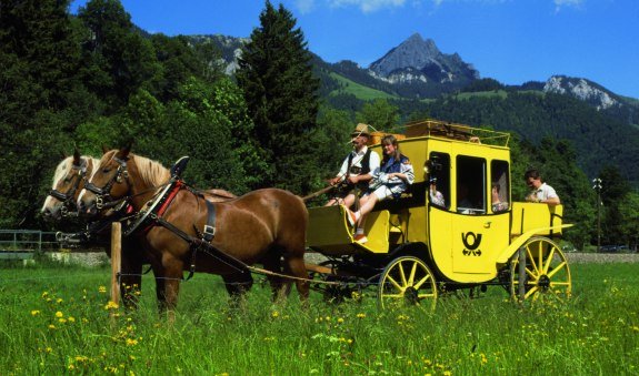 Postkutschen- und Pferdekutschenfahrten Postkutschen- und Pferdekutschenfahrten