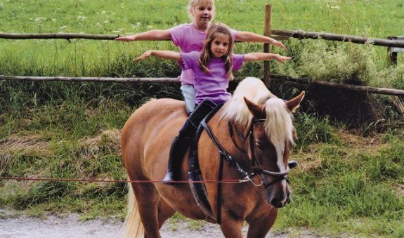 clara-xandi-schnupp-9 clara-xandi-schnupp-9